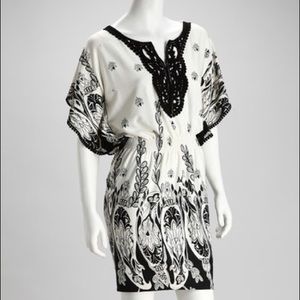 DILY Off White & Black Dress